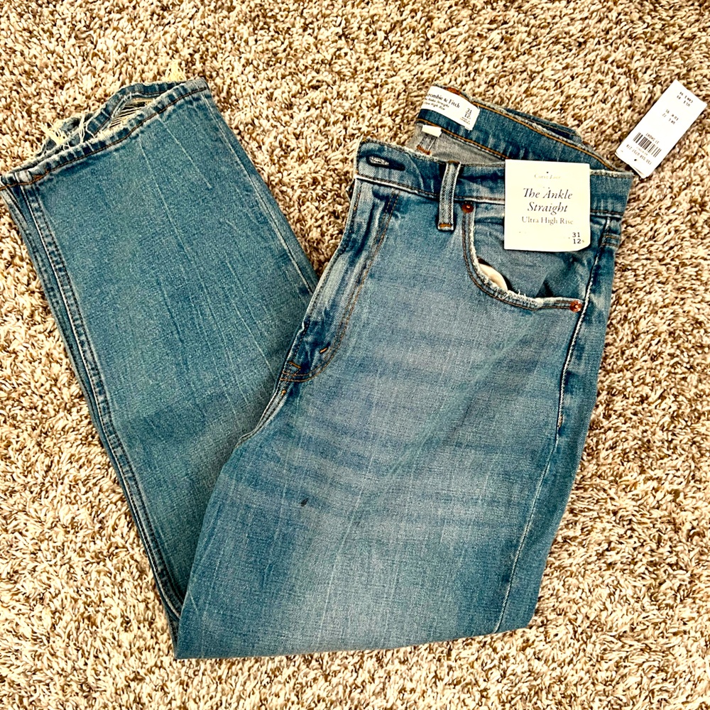 Curve Love Ultra High Rise Ankle Straight Jeans